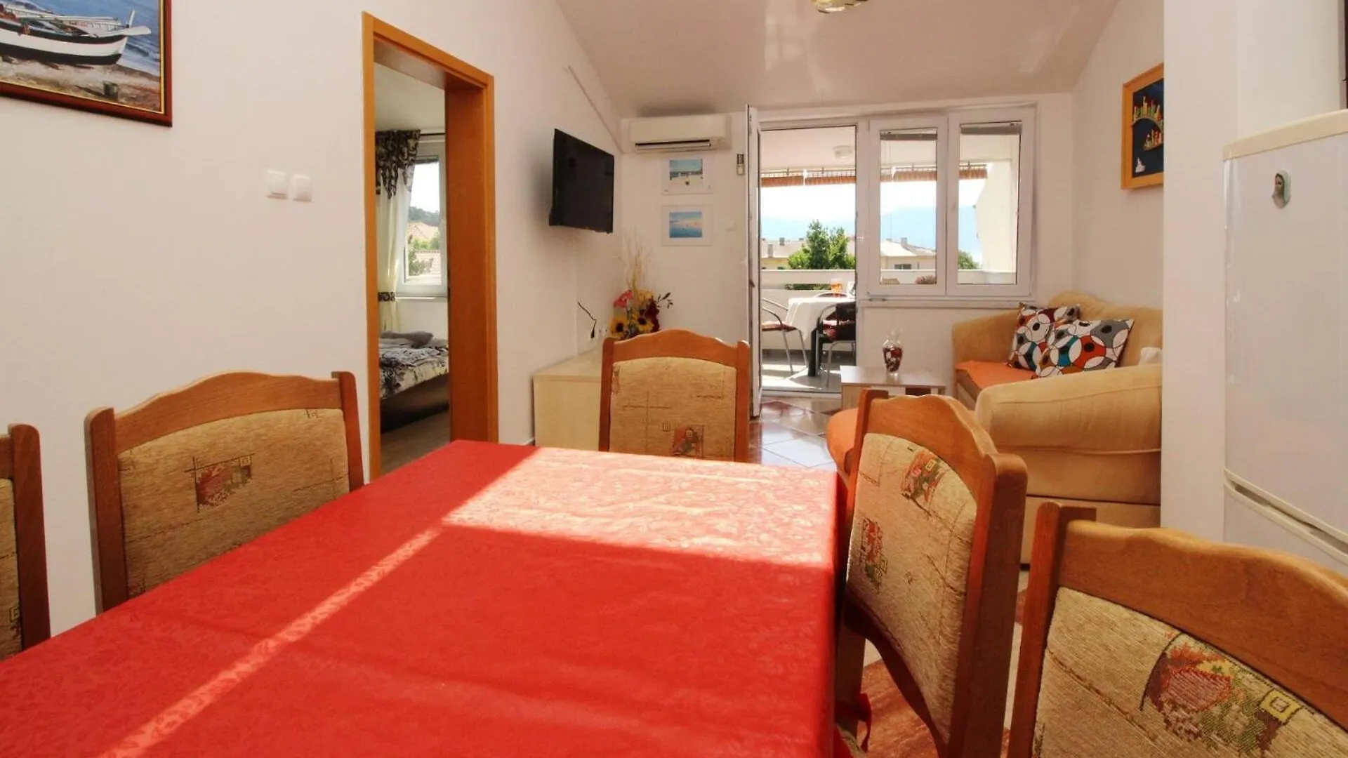 Apartments Aquarium Dorcic Baska  Guest house Baska (Krk)